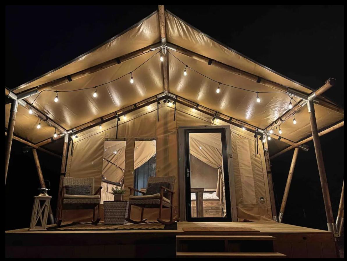 Firefly Season Glamping Hotel Sevierville Exterior photo